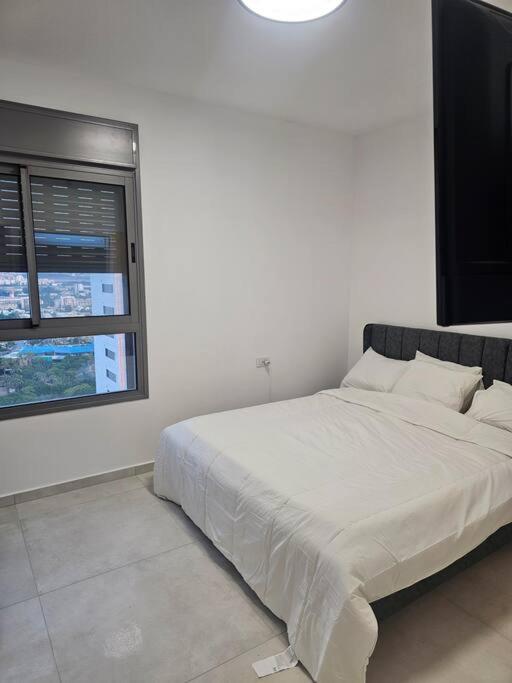 Elegant 3 Bedroom Ocean View Condo In Kiryat Yam Qiryat Yam エクステリア 写真